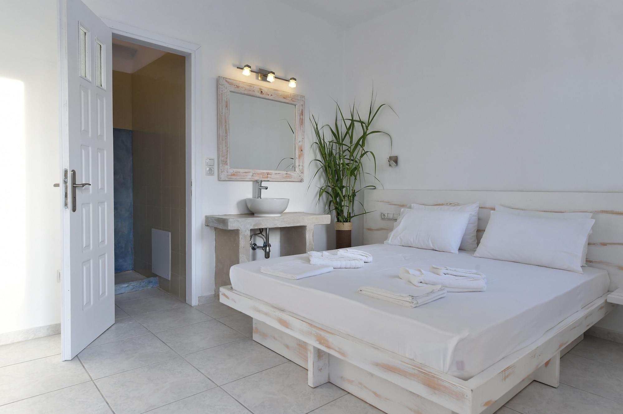 מלון Porto Naoussa (Adults Only) מראה חיצוני תמונה